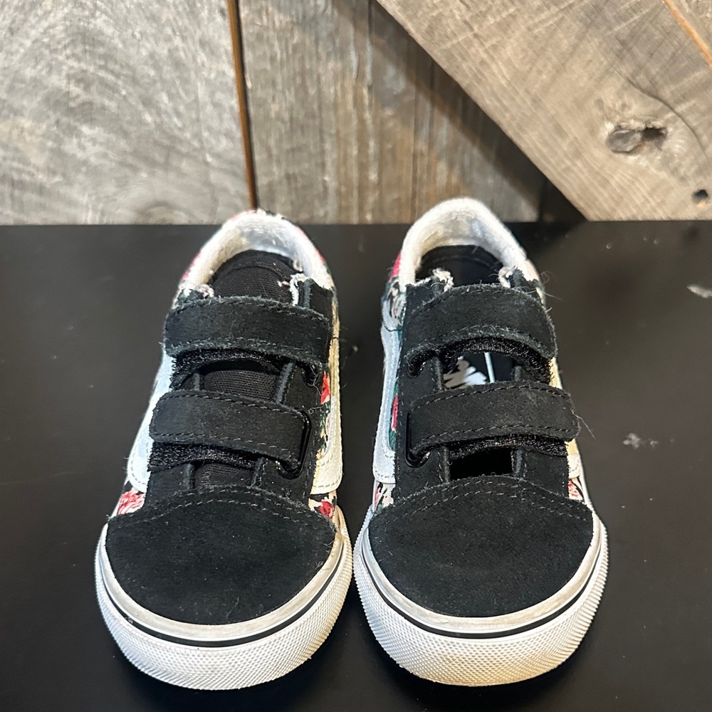 Vans Kids Black Floral Velcro Skate Sneakers